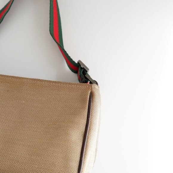 Authentic Preowned Gucci Beige Sherry Line Shoulder Bag - Picture 7 of 16